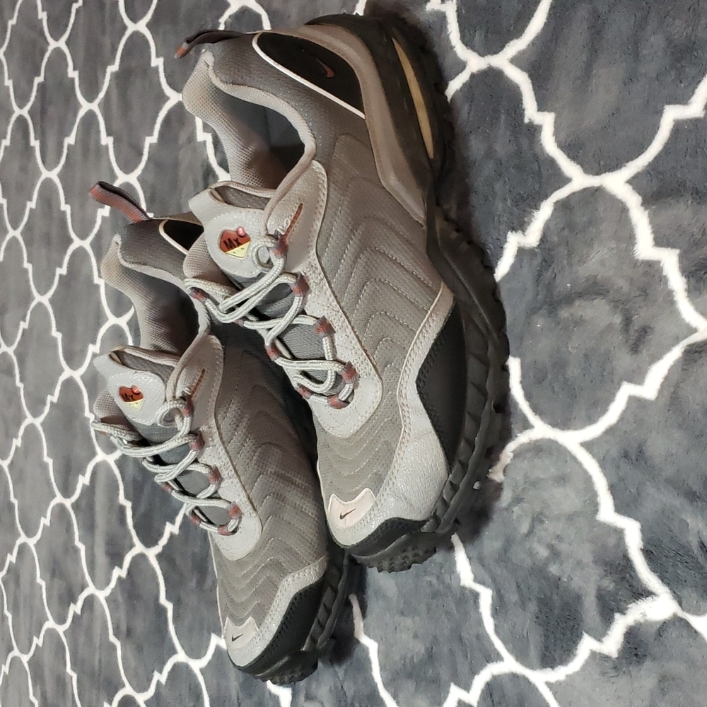 Vintage 2002-Rare Nike Air Max ACG